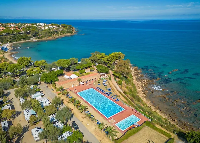 Costa Ponente צ'פאלו